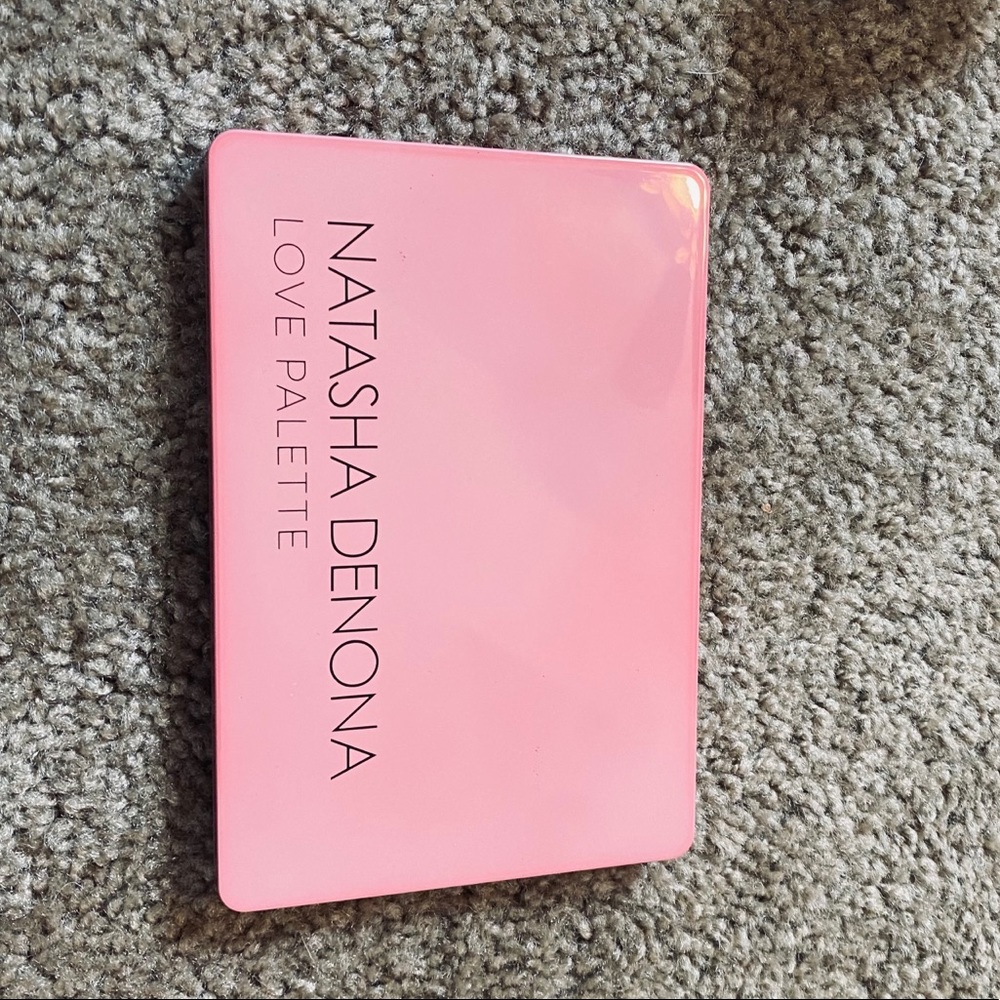 Natasha Denoma LOVE PALETTE